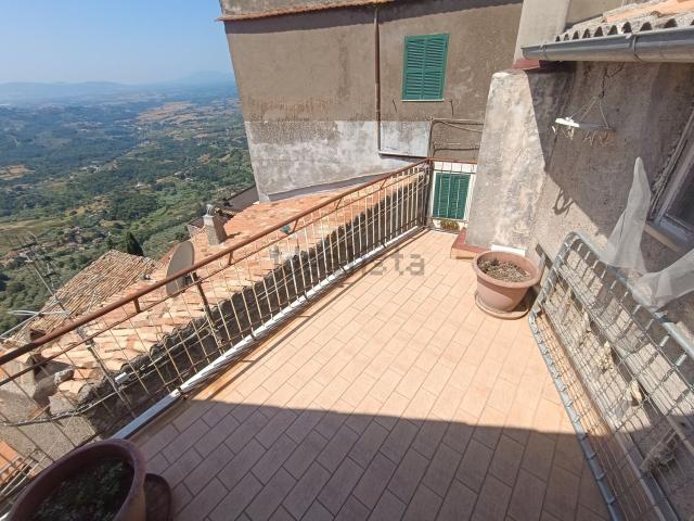 Appartamento in vendita di 75 m² in Via cavour, 34