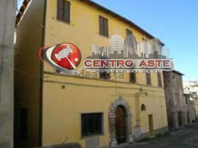 Appartamento in vendita di 75 m² in Via Cesare Battisti