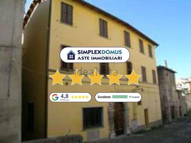 Appartamento in vendita di 75 m² in Via Cesare Battisti
