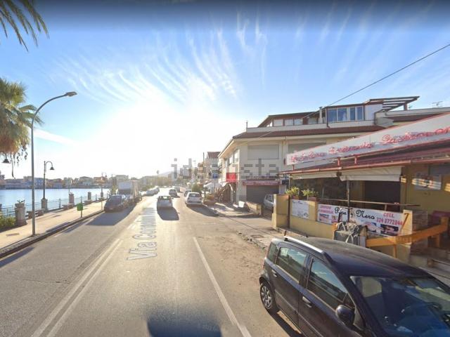 Appartamento in vendita di 75 m² in Via Consolare Pompea, 121