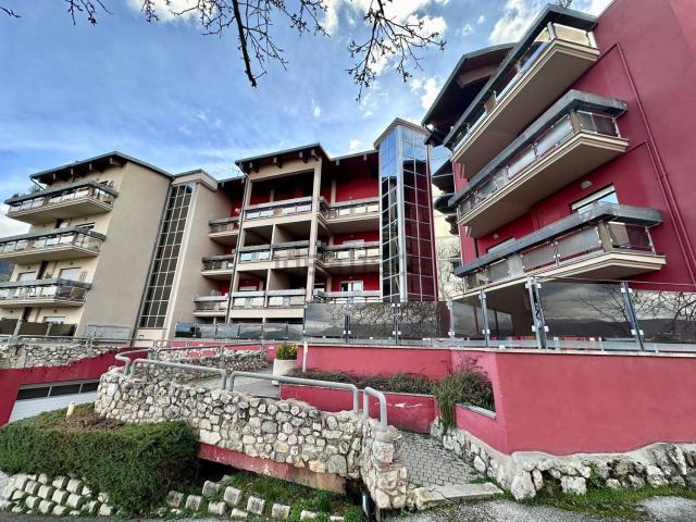 Appartamento in vendita di 75 m² in Via Codalunga, 62