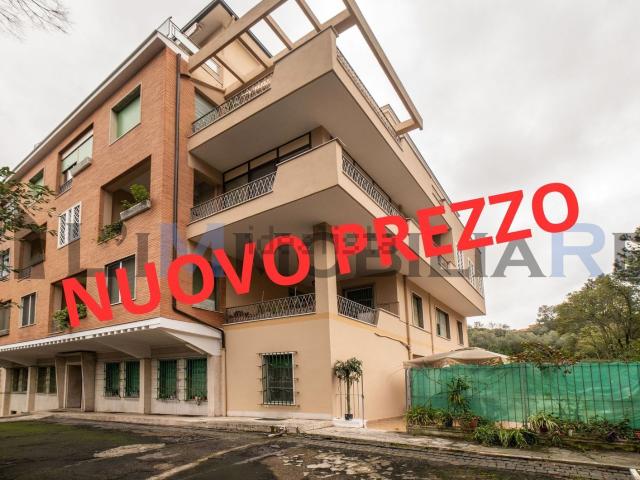 Appartamento in vendita di 75 m² in Via Costanzo Cloro, 10