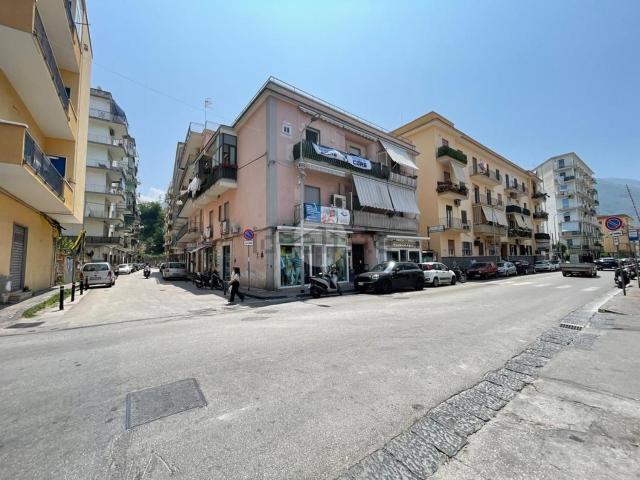 Appartamento in vendita di 75 m² in Via Claudio Galeno, 82