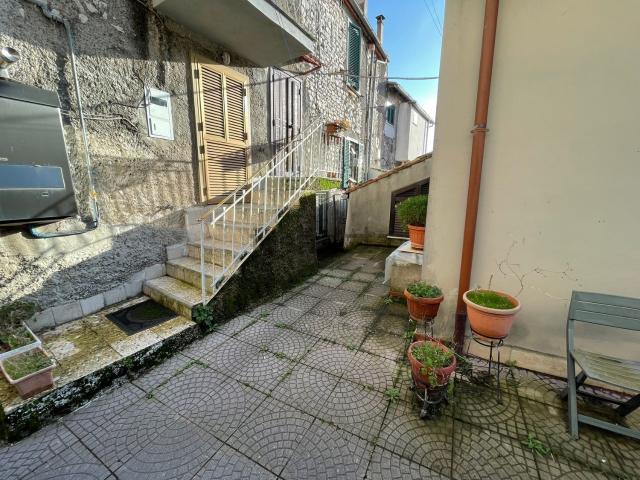 Appartamento in vendita di 75 m² in Via Dante Alighieri