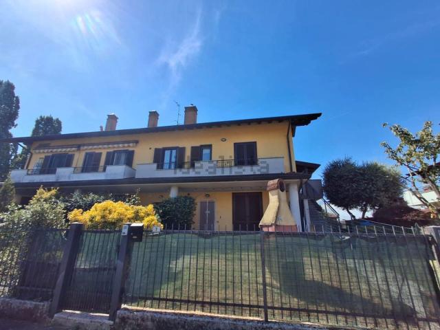 Appartamento in vendita di 75 m² in Via Dante Nicolini, 7