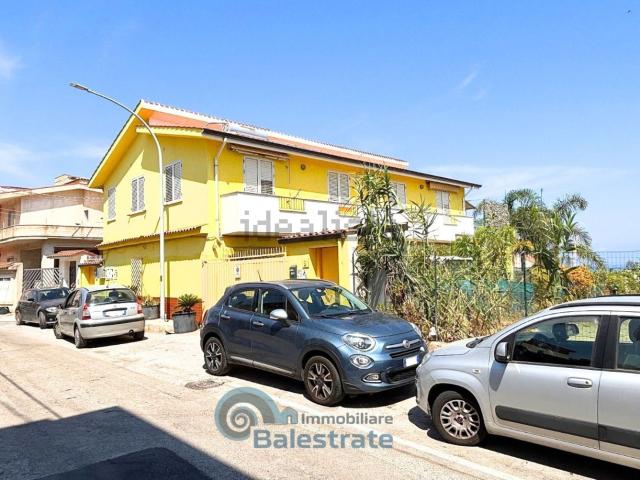 Appartamento in vendita di 75 m² in Via de Mauro, 8