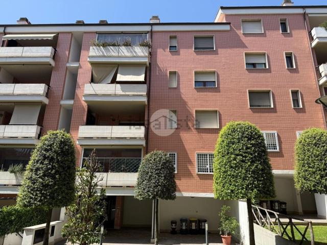 Appartamento in vendita di 75 m² in Via dei Cantelmo, 221