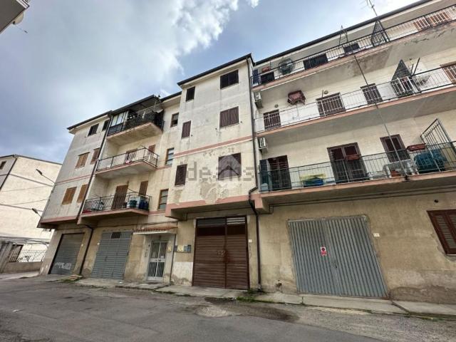 Appartamento in vendita di 75 m² in Via dei Papaveri, 5