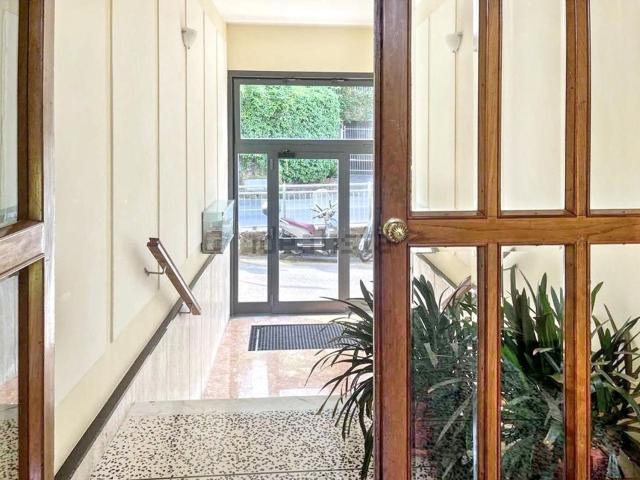 Appartamento in vendita di 75 m² in Via dei Pini, 2