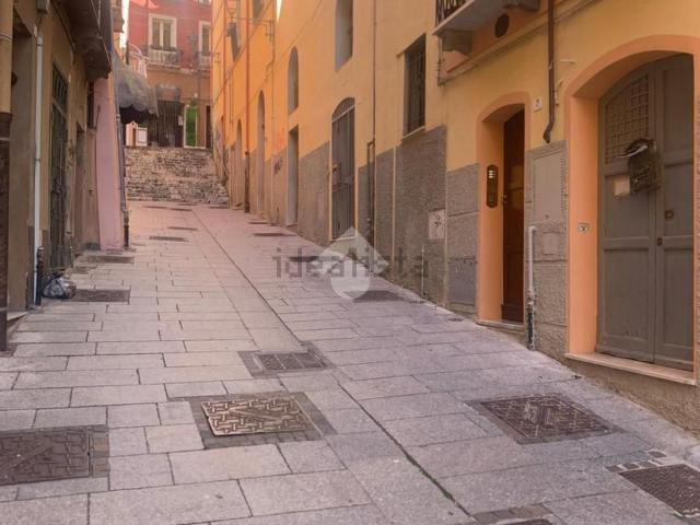 Appartamento in vendita di 75 m² in Via del Collegio, 51