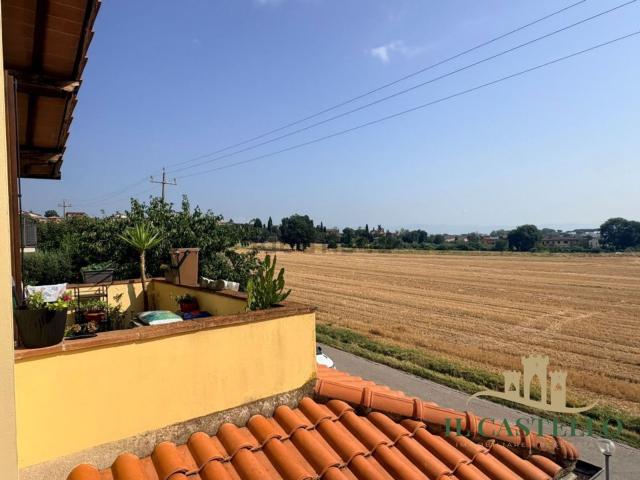 Appartamento in vendita di 75 m² in Via del Giglio