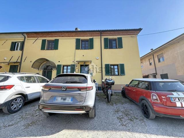 Appartamento in vendita di 75 m² in Via del girasole, 38