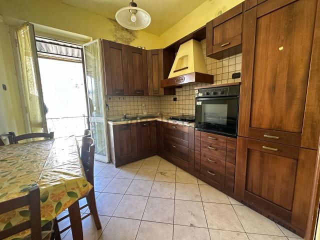 Appartamento in vendita di 75 m² in Via del Ponte