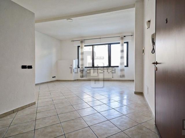 Appartamento in vendita di 75 m² in Via del Piave, 40