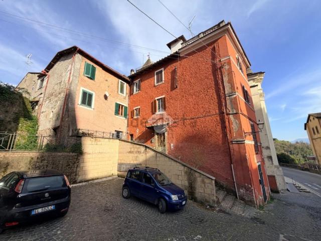 Appartamento in vendita di 75 m² in Via dell&apos Unità, 8
