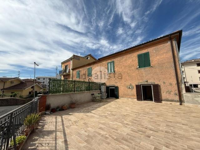 Appartamento in vendita di 75 m² in Via della Colombella, 4