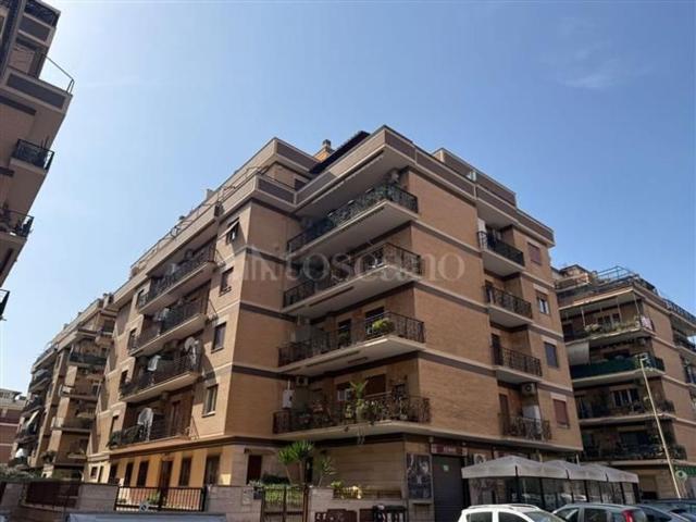 Appartamento in vendita di 75 m² in Via della Corazzata