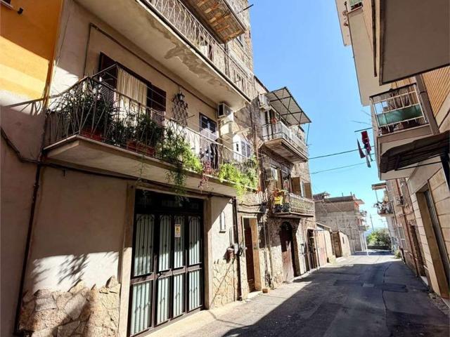 Appartamento in vendita di 75 m² in Via della Libertà, 11