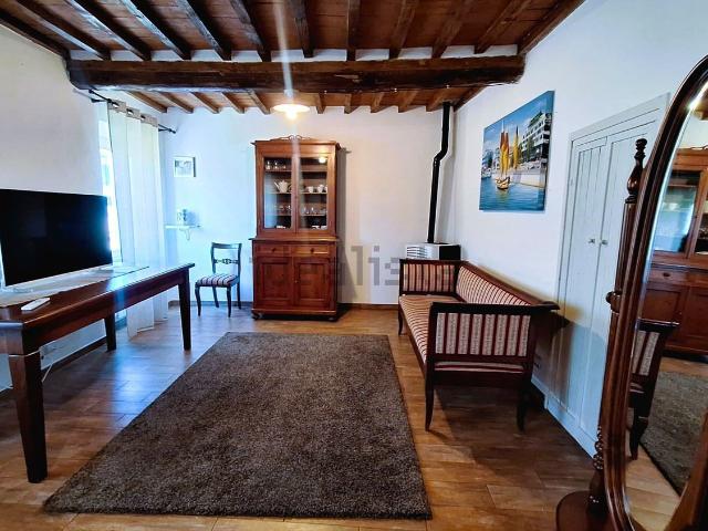 Appartamento in vendita di 75 m² in Via di Contea