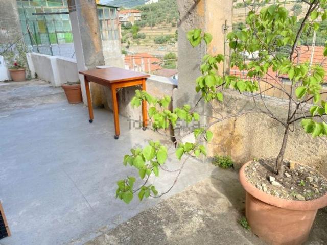 Appartamento in vendita di 75 m² in Via Diano Calderina, 17