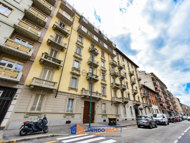 Appartamento in vendita di 75 m² in Via Enrico Cialdini, 11