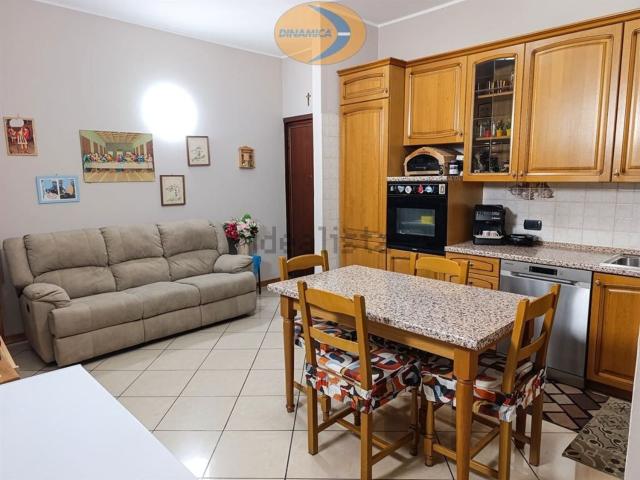 Appartamento in vendita di 75 m² in Via Enrico da Monza, 44