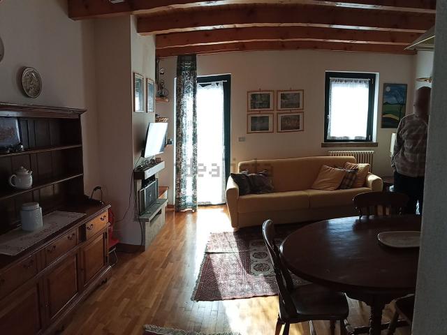 Appartamento in vendita di 75 m² in Via Europa, 113