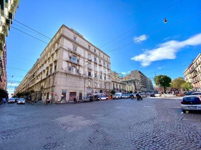 Appartamento in vendita di 75 m² in Via Foria, 26