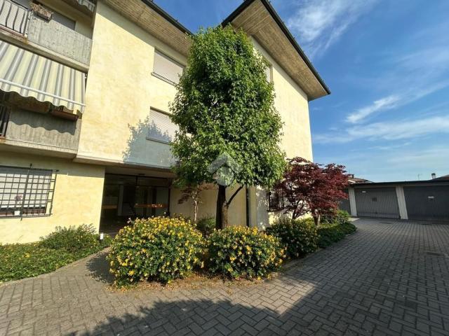 Appartamento in vendita di 75 m² in Via Fratelli Cervi, 34