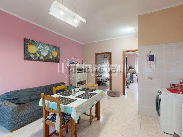 Appartamento in vendita di 75 m² in Via Fratelli de Maistre, 9
