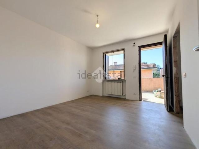 Appartamento in vendita di 75 m² in Via Francesco Baracca, 26