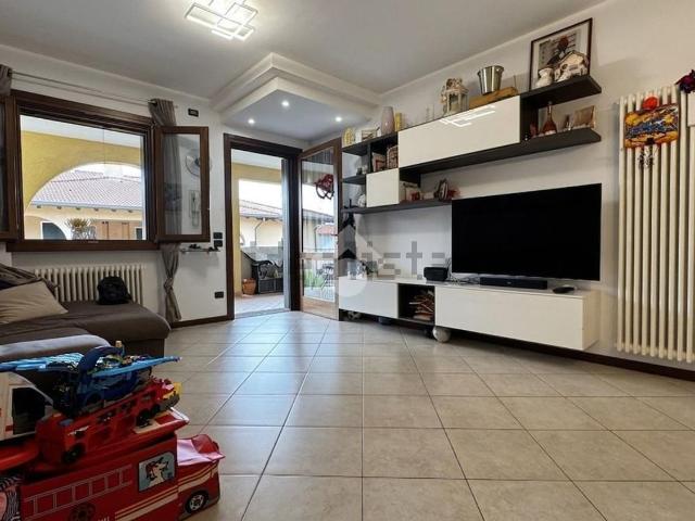 Appartamento in vendita di 75 m² in Via G. Matteotti, 56