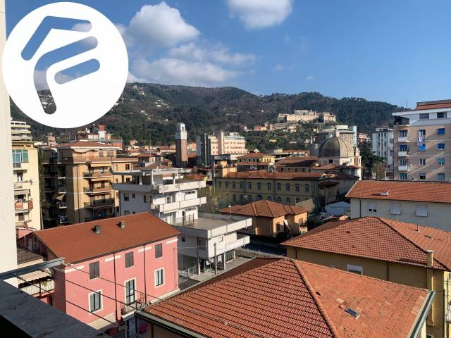 Appartamento in vendita di 75 m² in Via Galileo Galilei