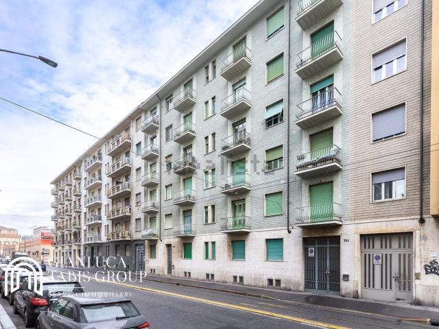 Appartamento in vendita di 75 m² in Via Genova, 211