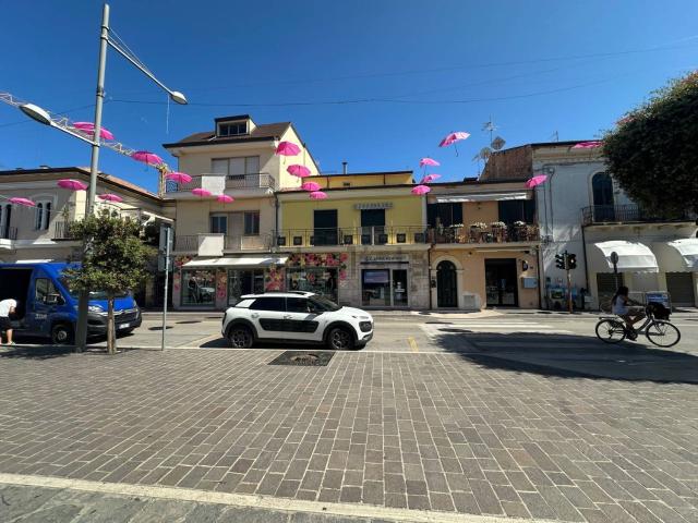 Appartamento in vendita di 75 m² in Via Genova, 31
