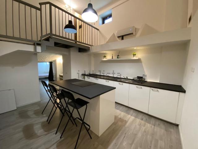Appartamento in vendita di 75 m² in Via Giovanni Arrivabene, 4