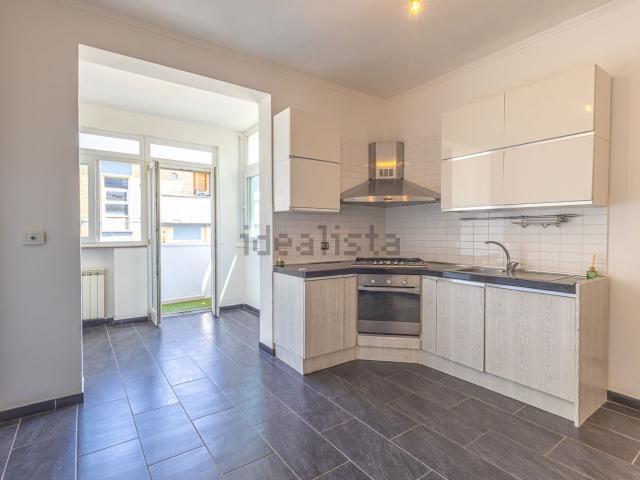 Appartamento in vendita di 75 m² in Via Giorgio Rodocanacchi, 14