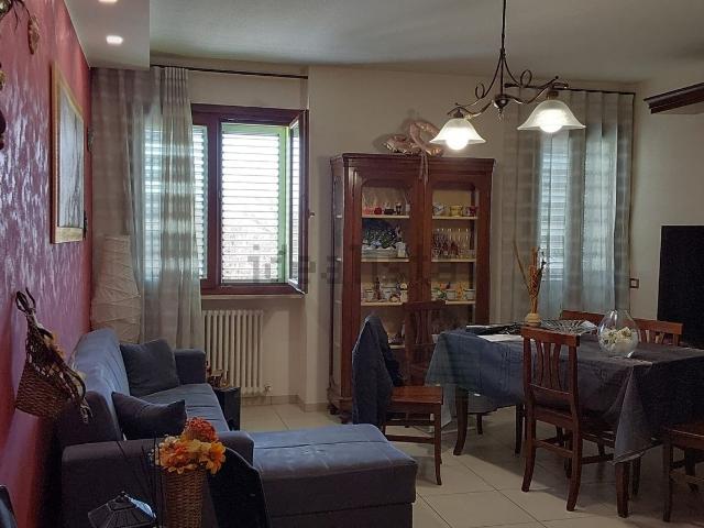 Appartamento in vendita di 75 m² in Via Giosuè Carducci