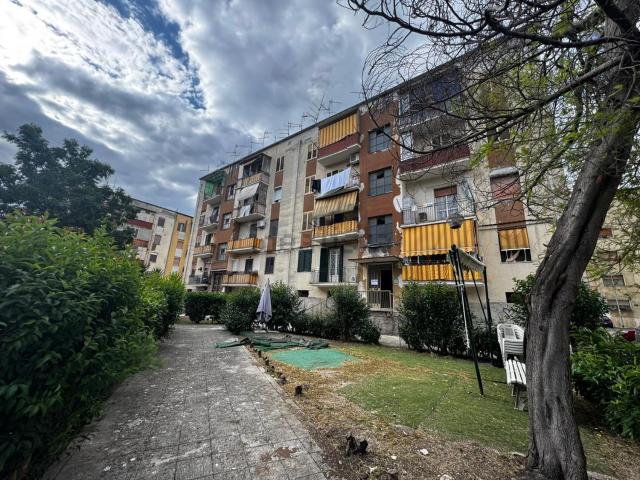 Appartamento in vendita di 75 m² in Via Girolamo Vitelli