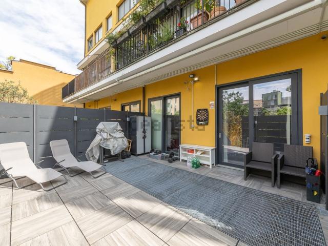 Appartamento in vendita di 75 m² in Via Giulio Belinzaghi, 15