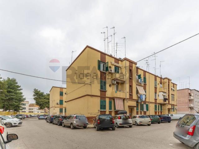Appartamento in vendita di 75 m² in Via Giulio Petroni, 41