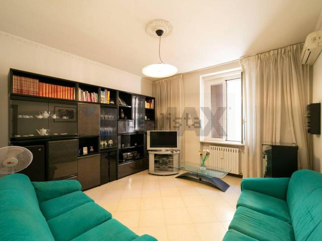 Appartamento in vendita di 75 m² in Via Giulio Petroni, 41