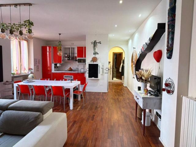 Appartamento in vendita di 75 m² in Via Giulio Uberti, 5