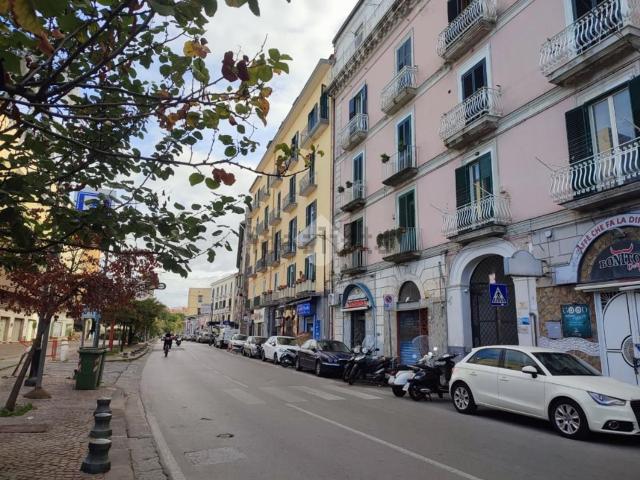 Appartamento in vendita di 75 m² in Via Giuseppe Bonito, 65