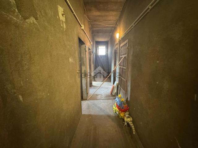 Appartamento in vendita di 75 m² in Via Giuseppe Borsalino, 9