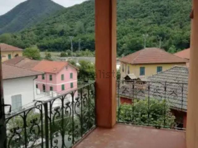 Appartamento in vendita di 75 m² in Via Insurrezione