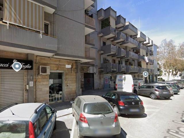 Appartamento in vendita di 75 m² in Via Lazio, 46