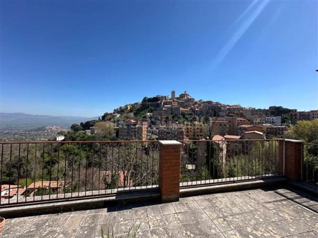 Appartamento in vendita di 75 m² in Via Leandro Ciuffa