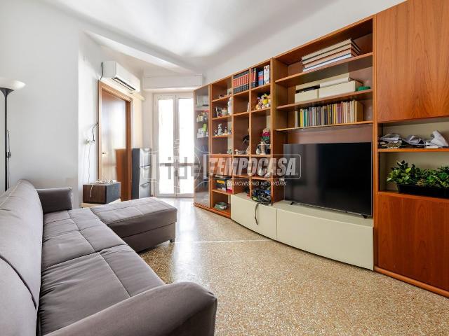 Appartamento in vendita di 75 m² in Via Lomellina, 36