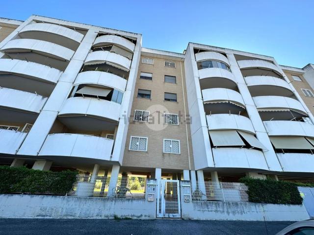 Appartamento in vendita di 75 m² in Via Luciano Conti, 66
